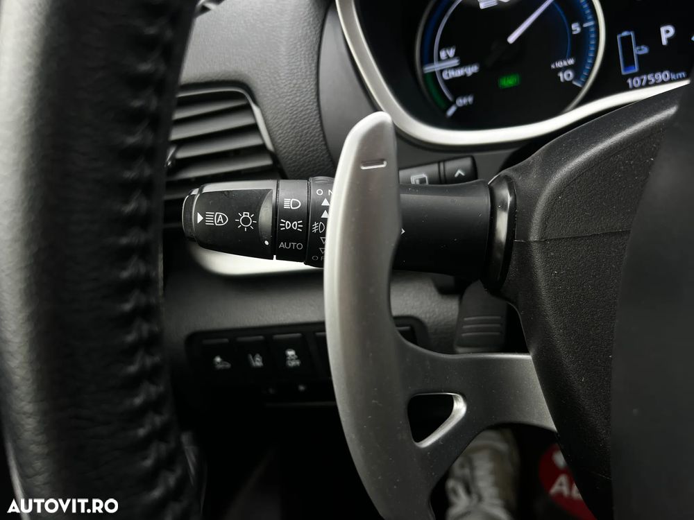 Mitsubishi Eclipse-Cross - 27