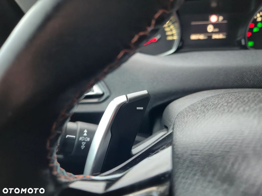Peugeot 308 PureTech 130 GPF EAT8 Stop & Start Tech Edition - 14