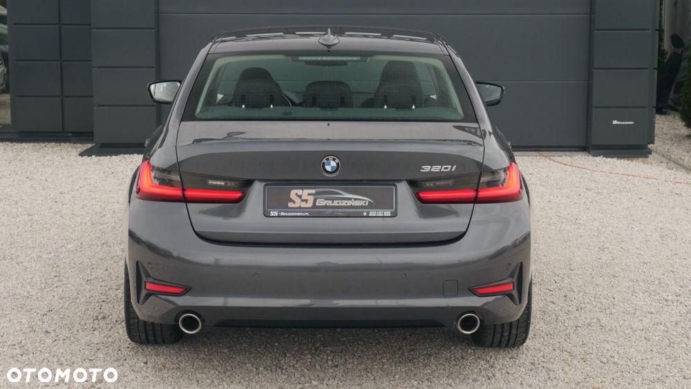 BMW Seria 3 - 7