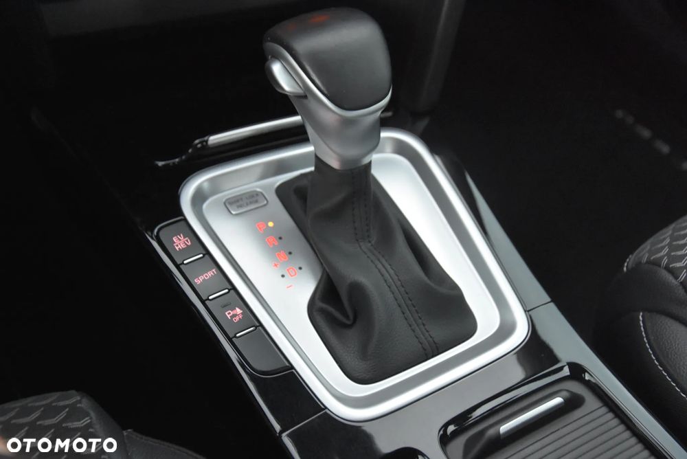 Kia XCeed 1.6 GDI DCT6 OPF Inspiration - 33