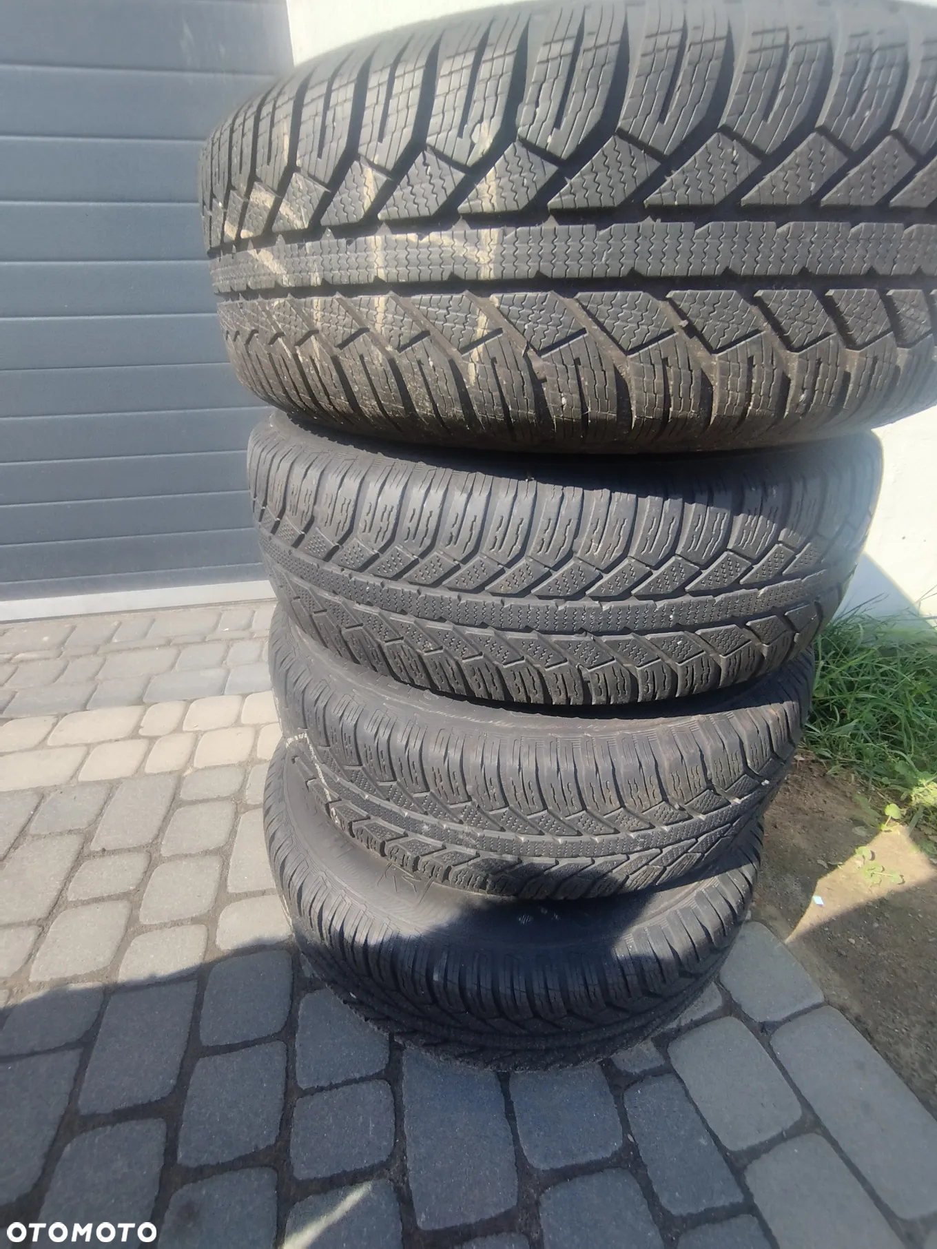 Hyundai Tucson 2.0 CRDI BlueDrive Style 2WD - 23