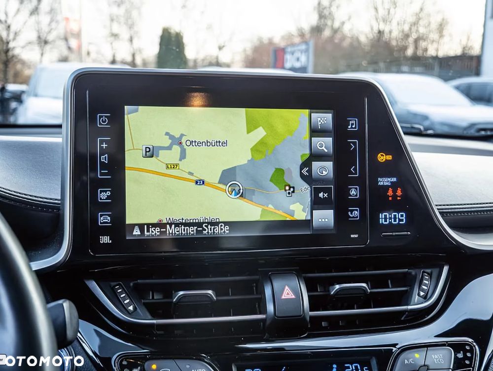 Toyota C-HR 1.8 Hybrid Executive - 33