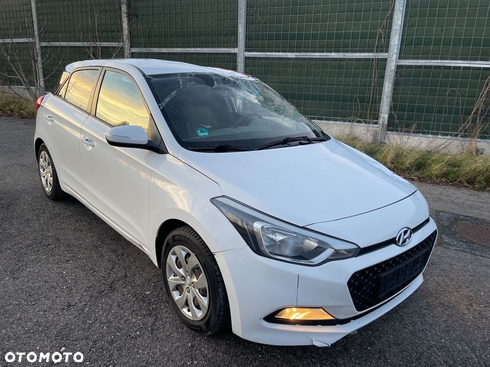 Hyundai i20 1.1 CRDi BlueDrive Fresh - 3