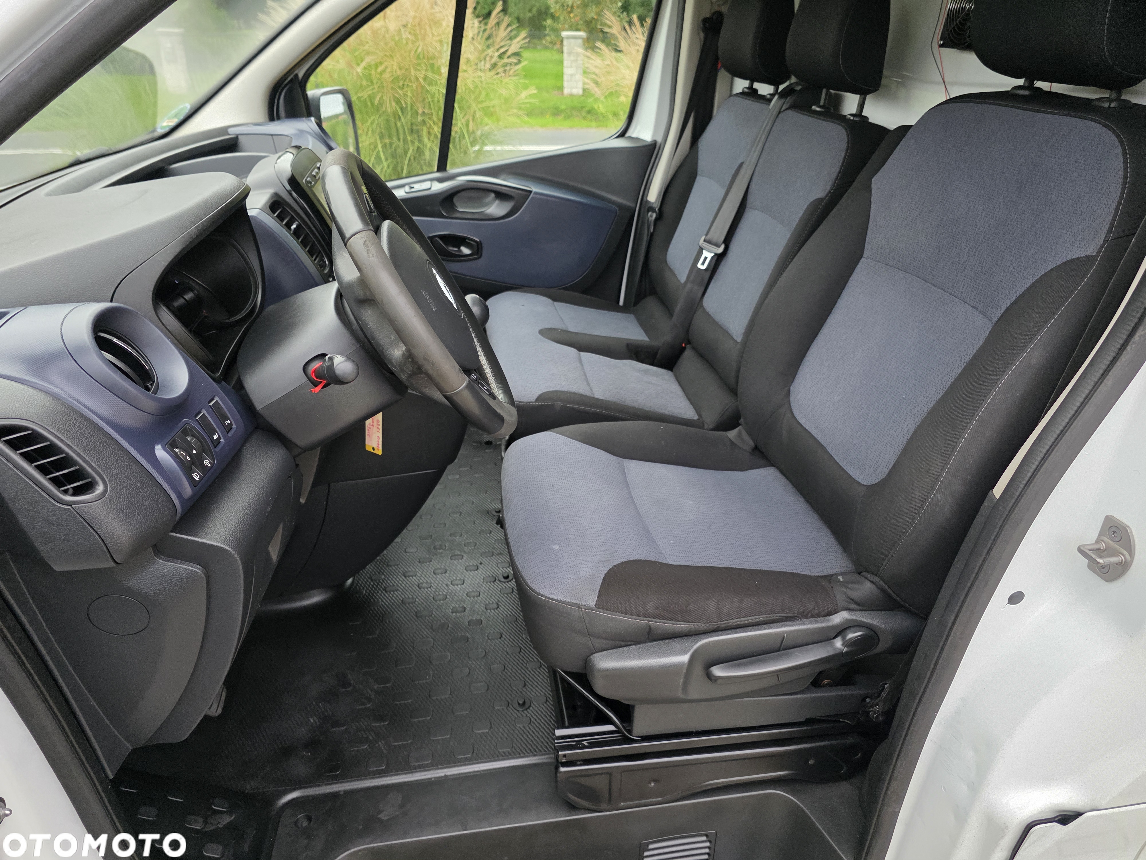 Opel Vivaro - 13