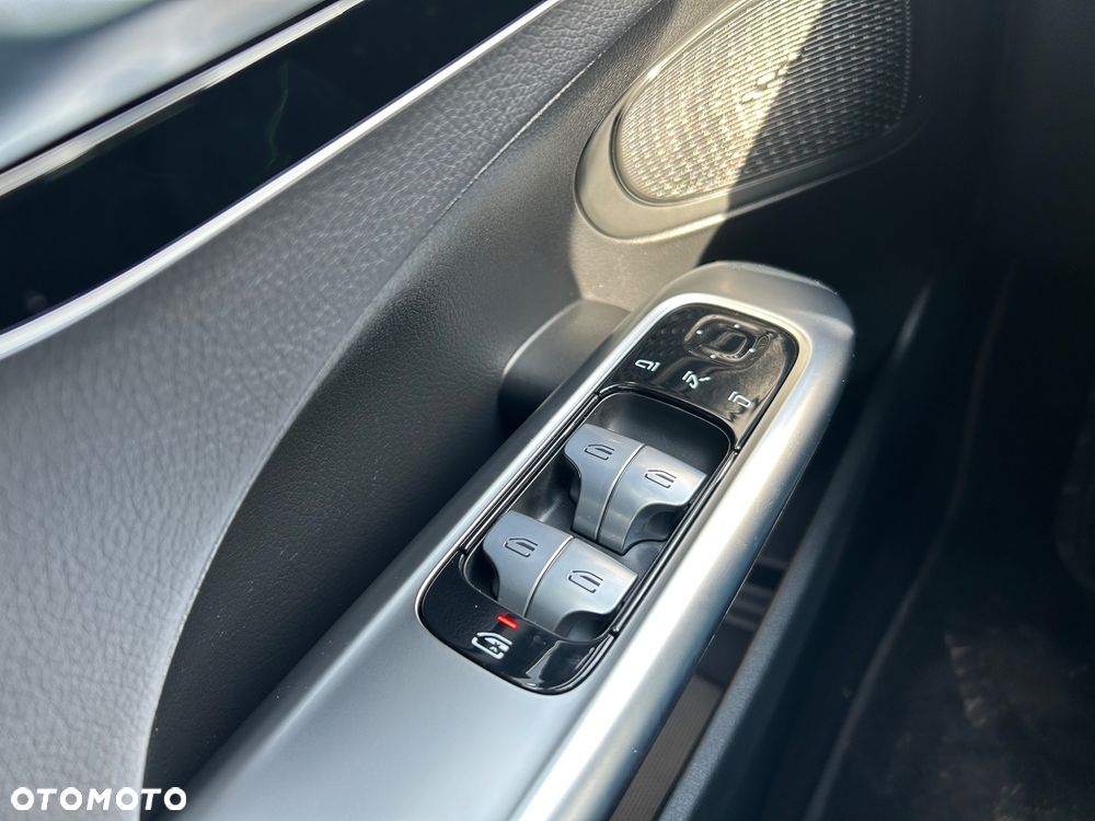 Mercedes-Benz Klasa C 220 d 4Matic 9G-TRONIC AMG Line - 17