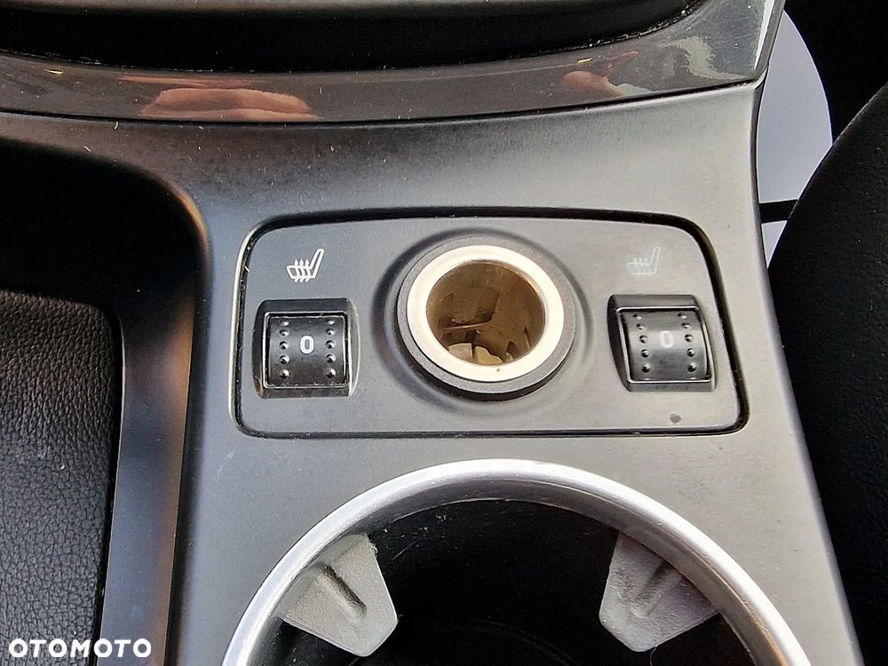 Ford Kuga 2.0 TDCi 4WD Titanium - 14