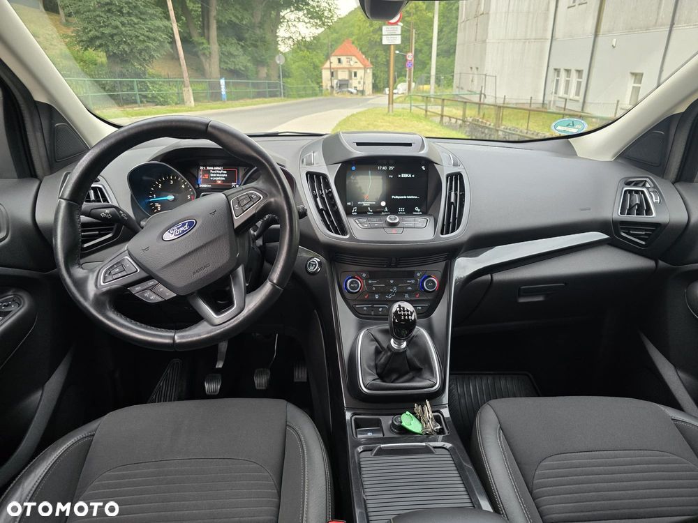 Ford Kuga - 8