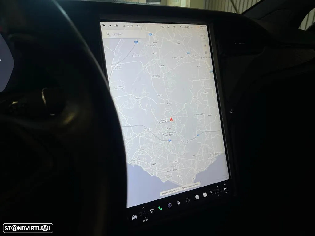 Tesla Model X 75D - 14