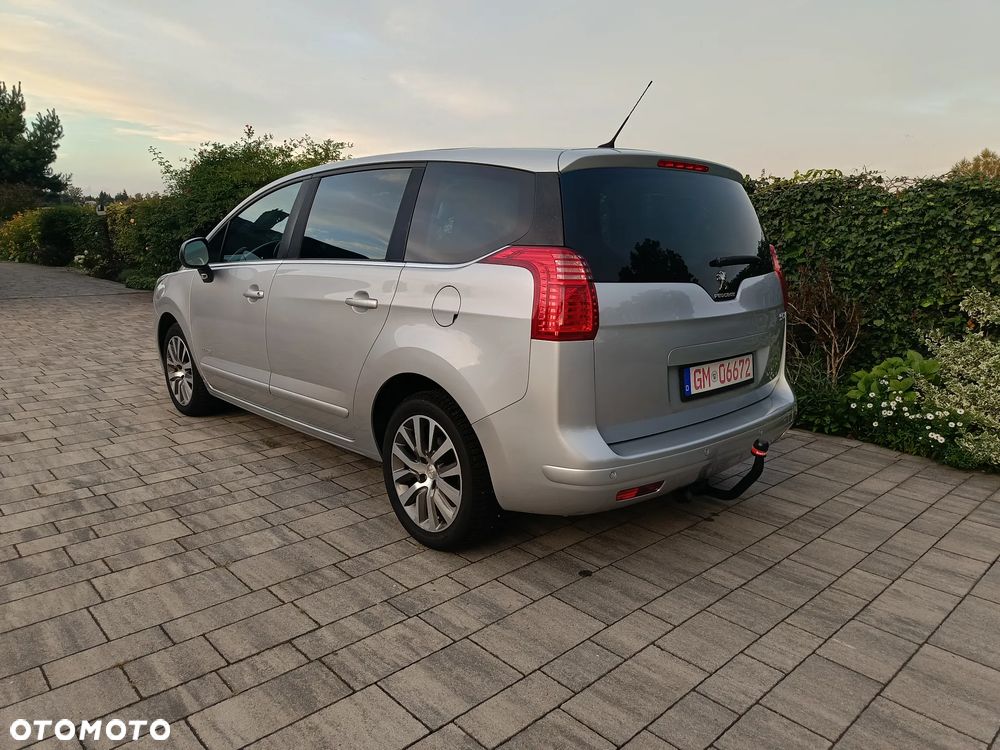 Peugeot 5008 HDI 160 Automatik Business-Line - 8