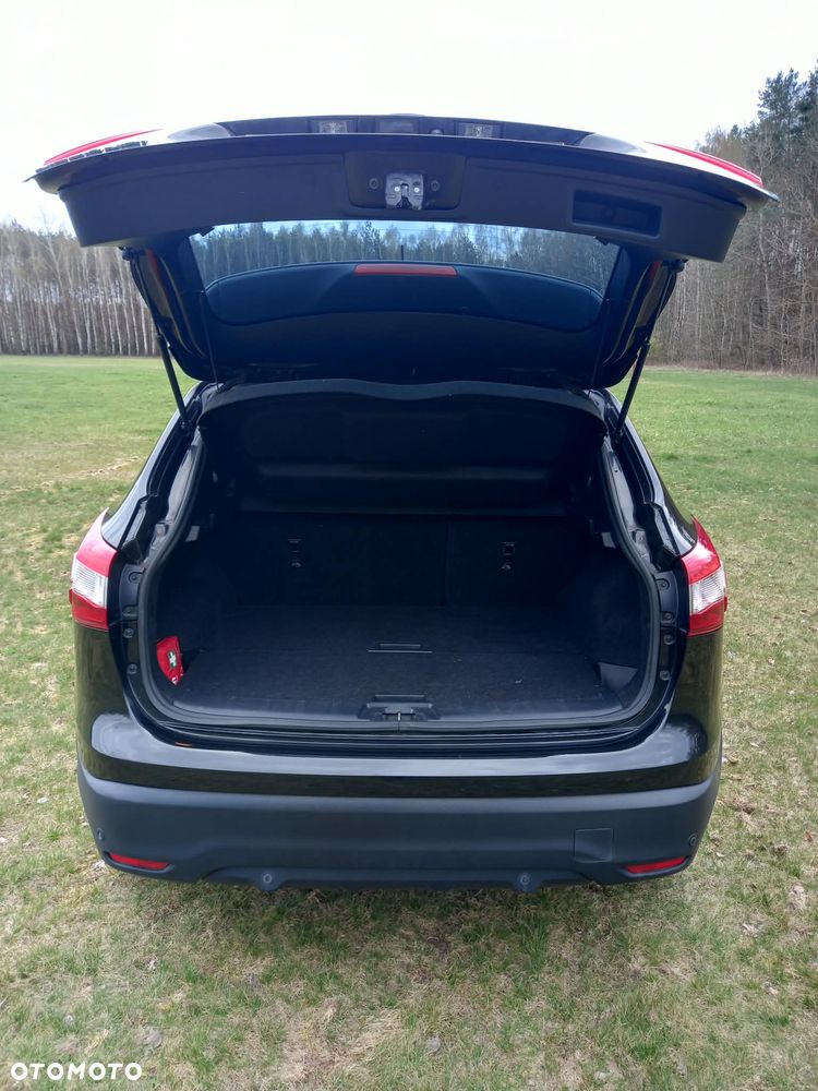 Nissan Qashqai 1.6 DIG-T N-Connecta - 6