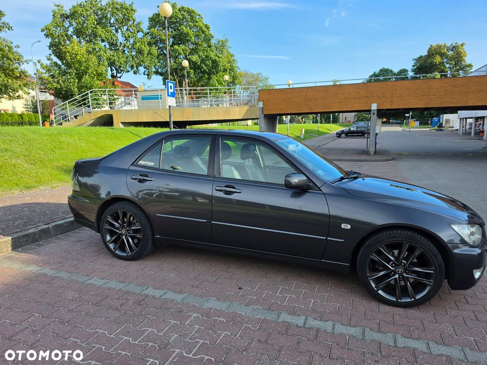 Lexus IS 200 Prestige - 7