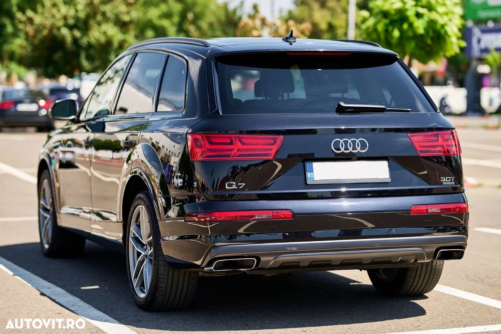 Audi Q7 3.0 TFSI Quattro Tiptronic - 5