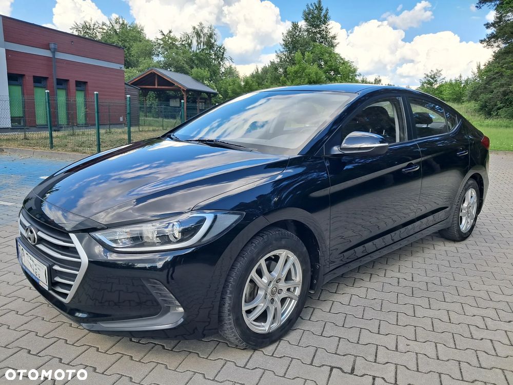 Hyundai Elantra 1.6 Classic Plus - 1