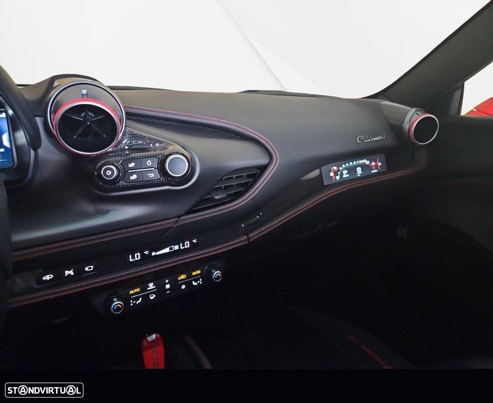 Ferrari F8 Tributo 3.9 Twin-Turbo V8 - 17