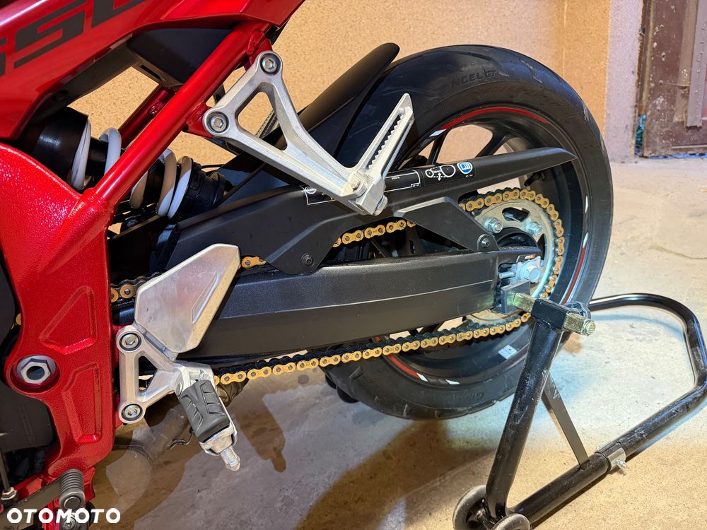 Honda CB - 16