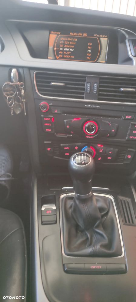 Audi A4 Limousine 2.0 TDI - 6