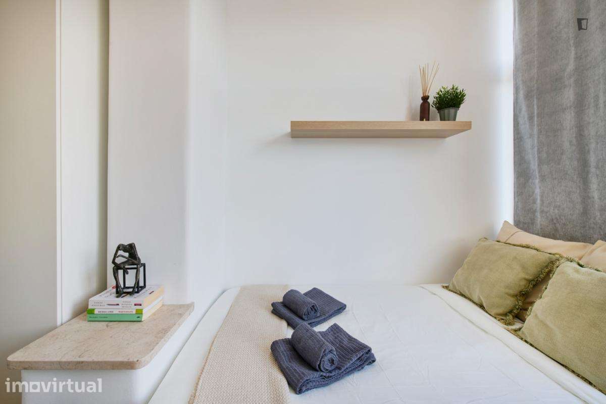 Quarto - localizado em Entrecampos Lisbon - Grande imagem: 5/40