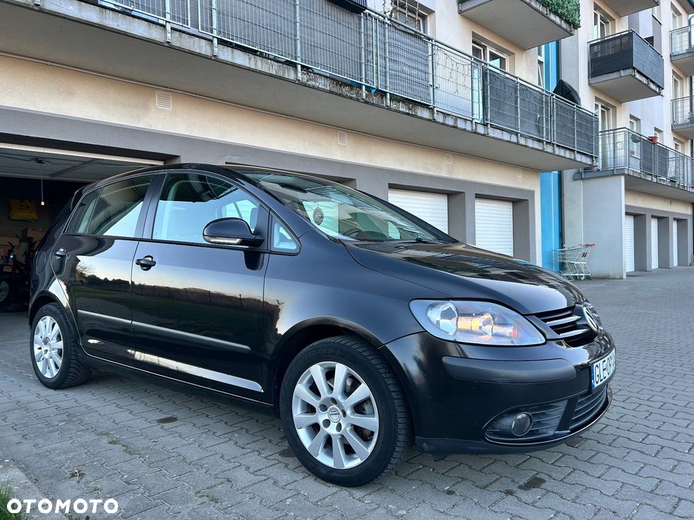 Volkswagen Golf 1.6 FSI Comfortline - 12