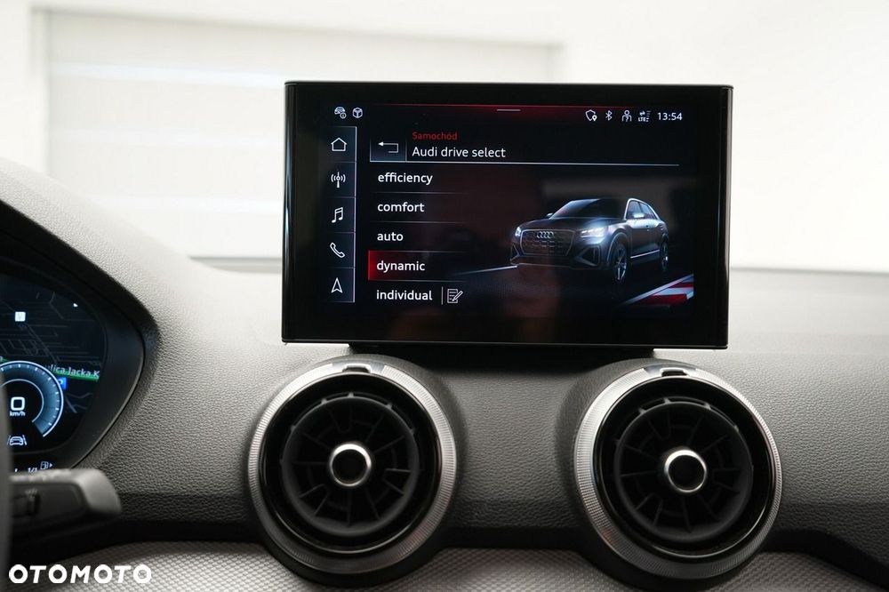 Audi Q2 - 32