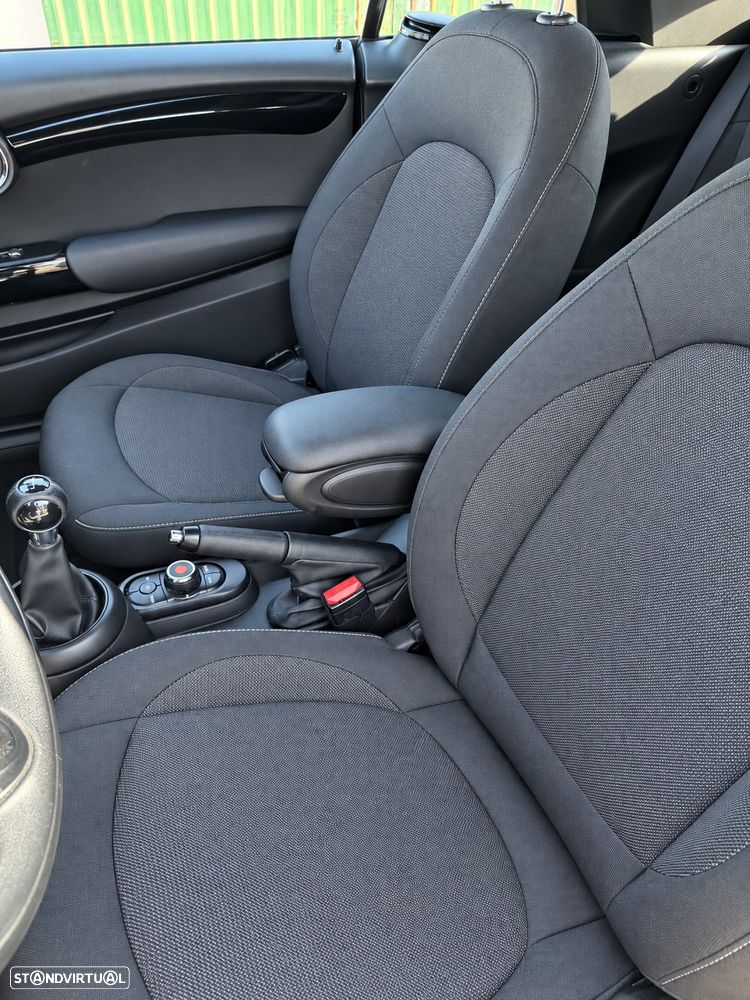MINI Cabrio Cooper - 10