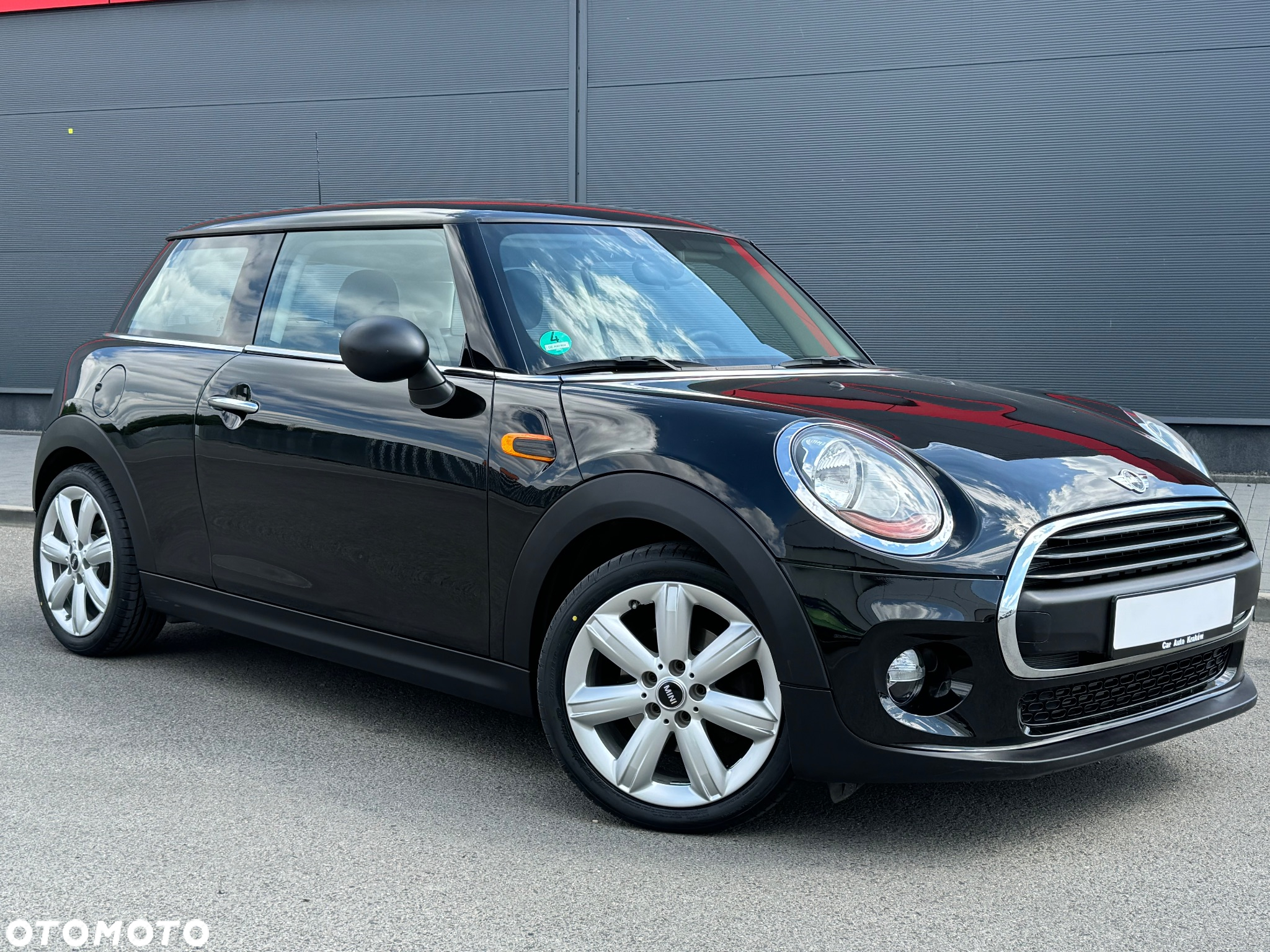MINI ONE Standard - 2