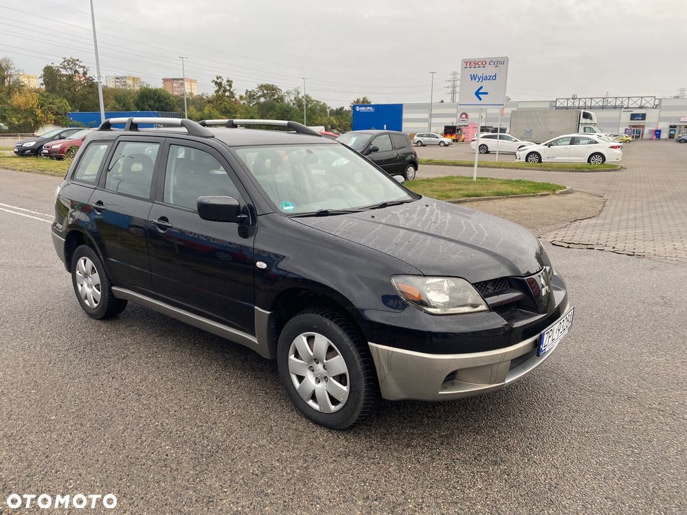 Mitsubishi Outlander 2.0 Comfort 4WD - 2