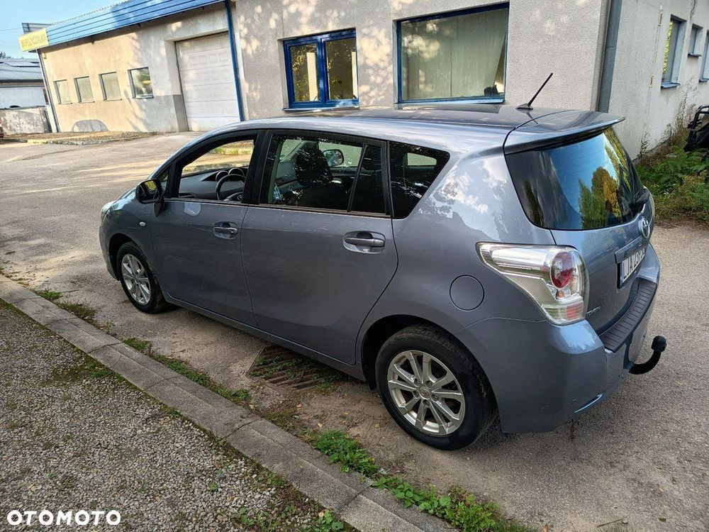 Toyota Verso - 4