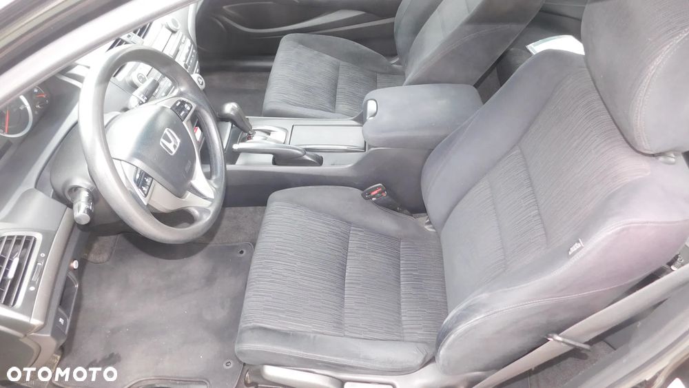 Honda Accord 2.4 LX - 19