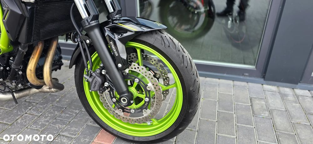 Kawasaki Z - 7