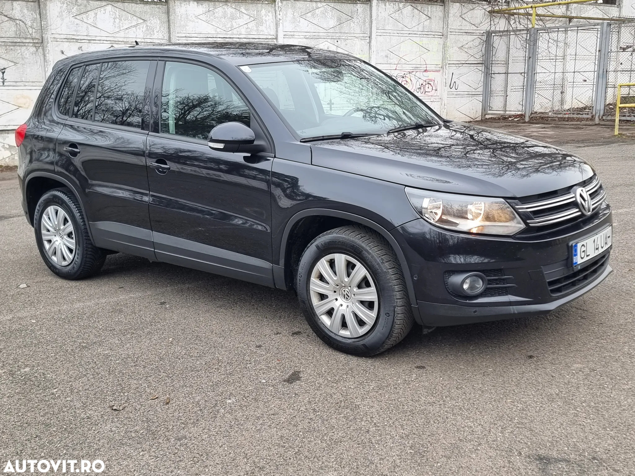Volkswagen Tiguan 2.0 TDI BMT Trend & Fun - 4