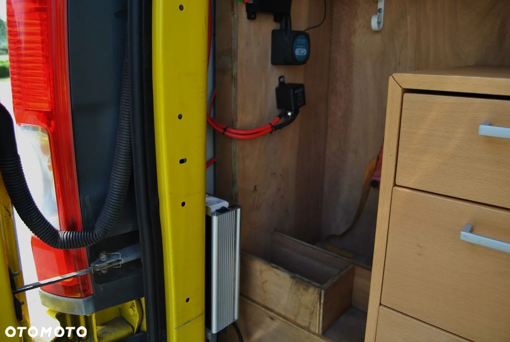 Opel Vivaro - 11