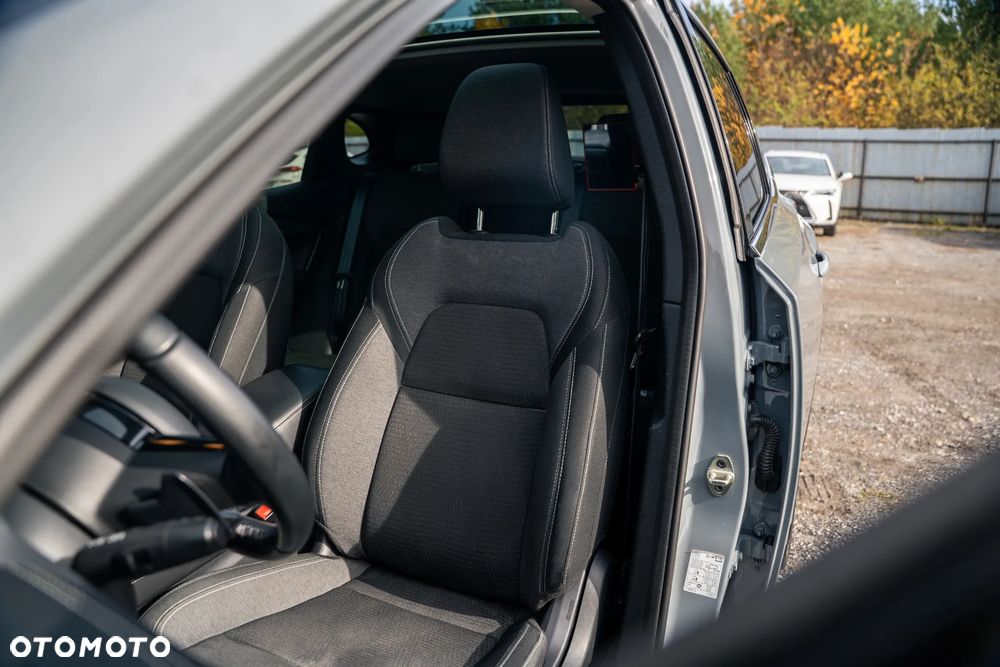 Nissan Qashqai 1.3 DIG-T MHEV Xtronic N-Connecta - 19