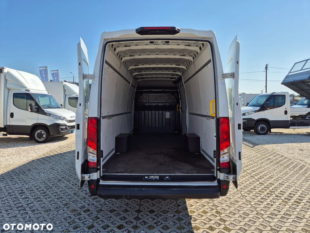 Iveco Daily 35S16 L4H2 blaszak MAXI, klimatyzacja, tempomat, 80 400KM - 8