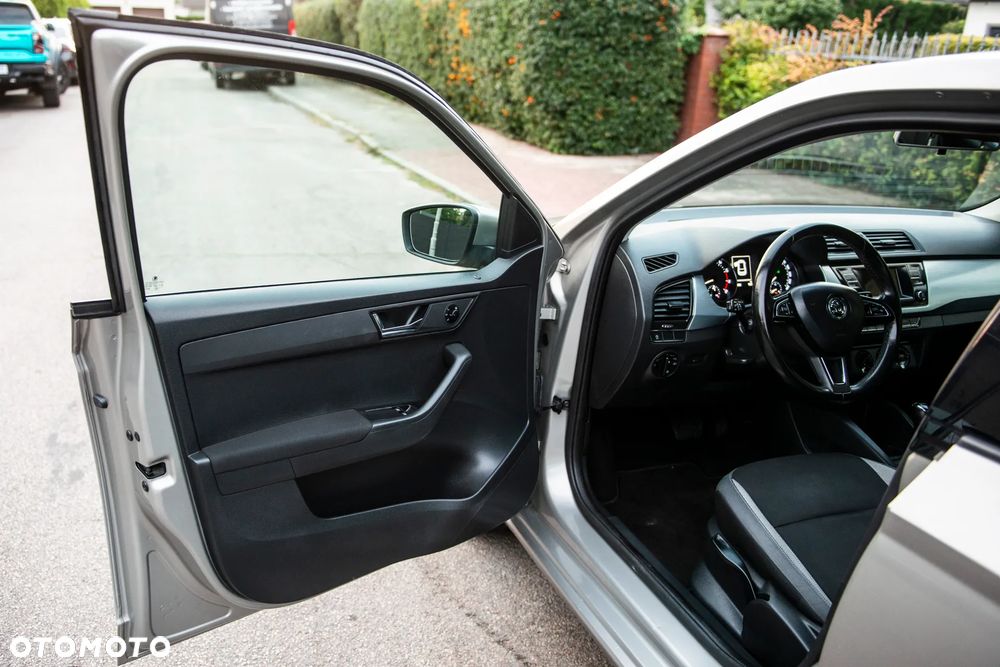 Skoda Fabia 1.2 TSI DSG Ambition - 17