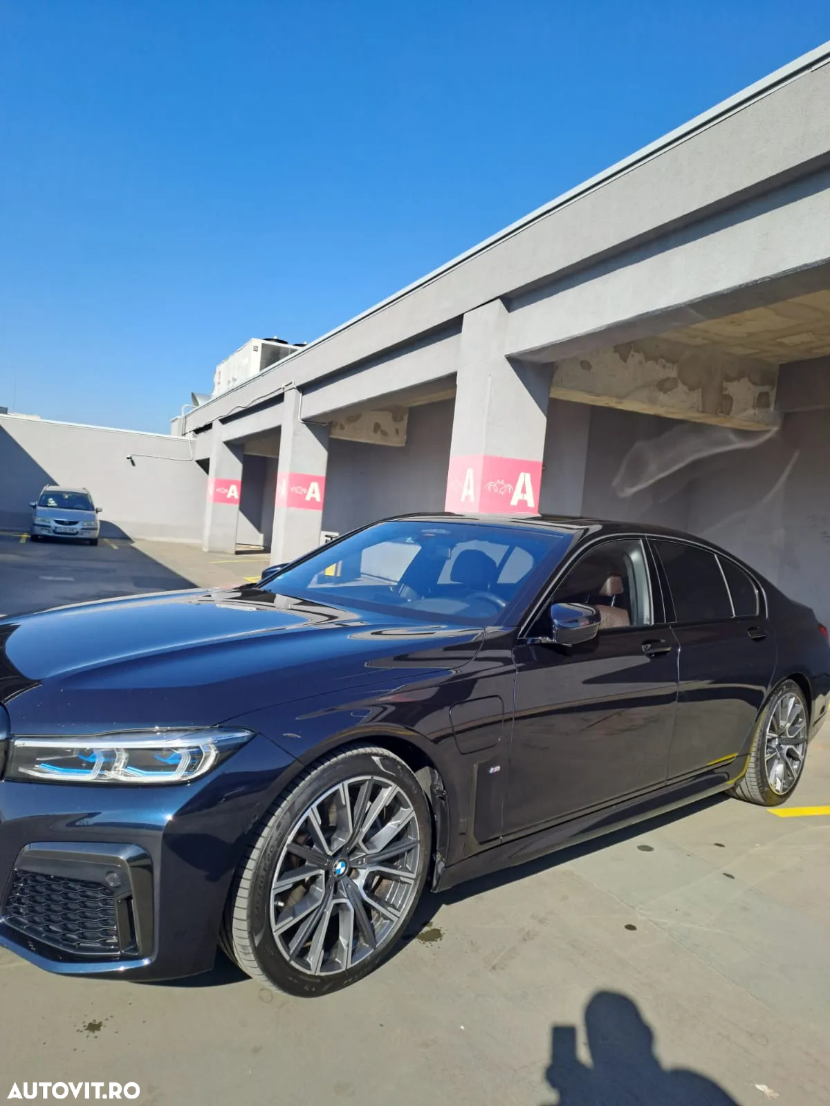 BMW Seria 7 745Le - 3