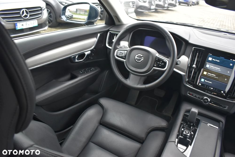 Volvo V90 B4 D AWD Plus Bright - 22