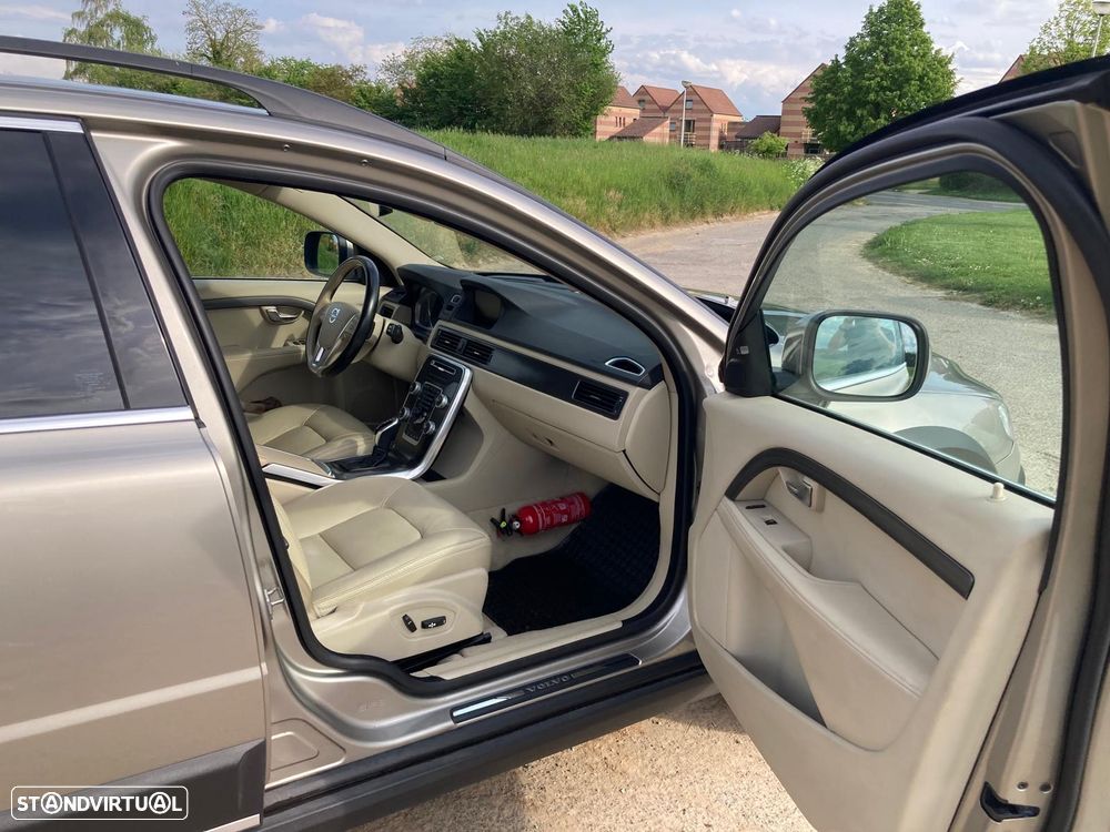 Volvo XC 70 D4 Geartronic Summum - 15