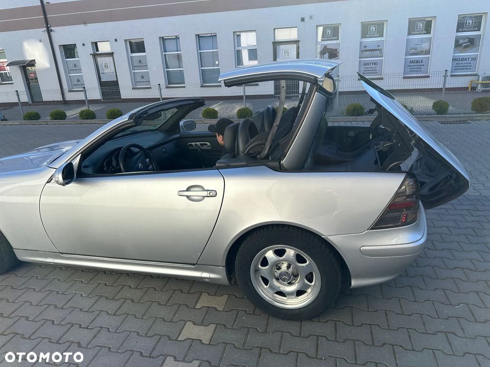 Mercedes-Benz SLK - 11