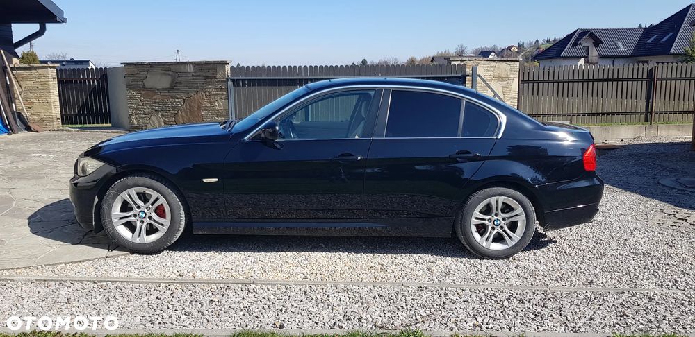 BMW Seria 3 318i - 8