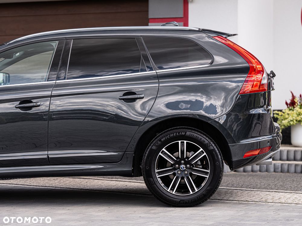 Volvo XC 60 - 8