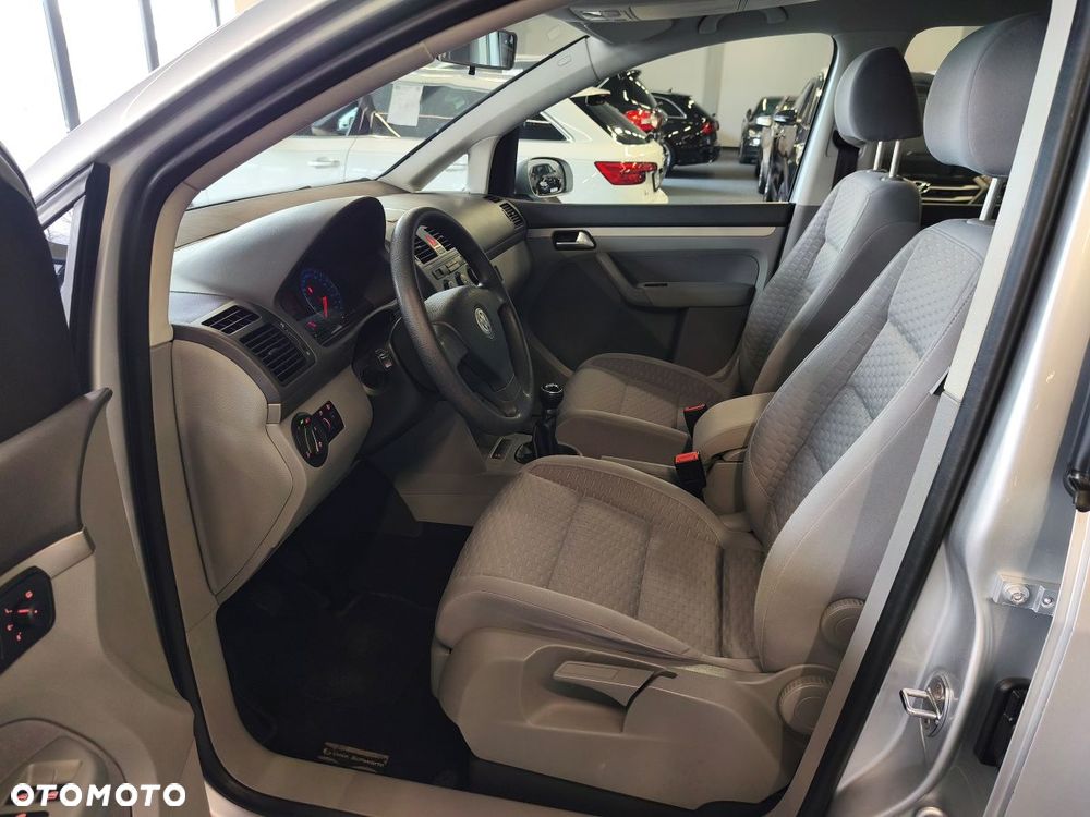 Volkswagen Touran 1.6 Freestyle - 6