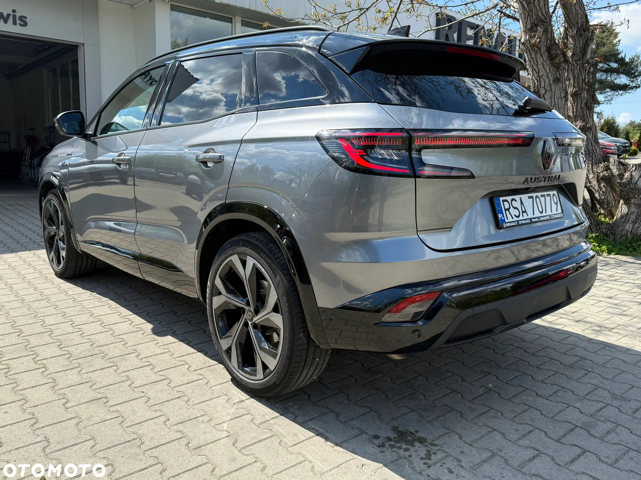 Renault Austral 1.3 TCe mHEV Iconic esprit Alpine - 6