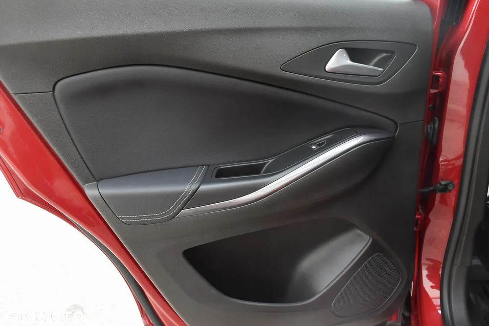 Opel Grandland X Plug-in-Hybrid4 1.6 DI Start/Stop INNOVATION - 34