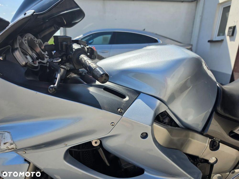 Kawasaki ZZR - 9