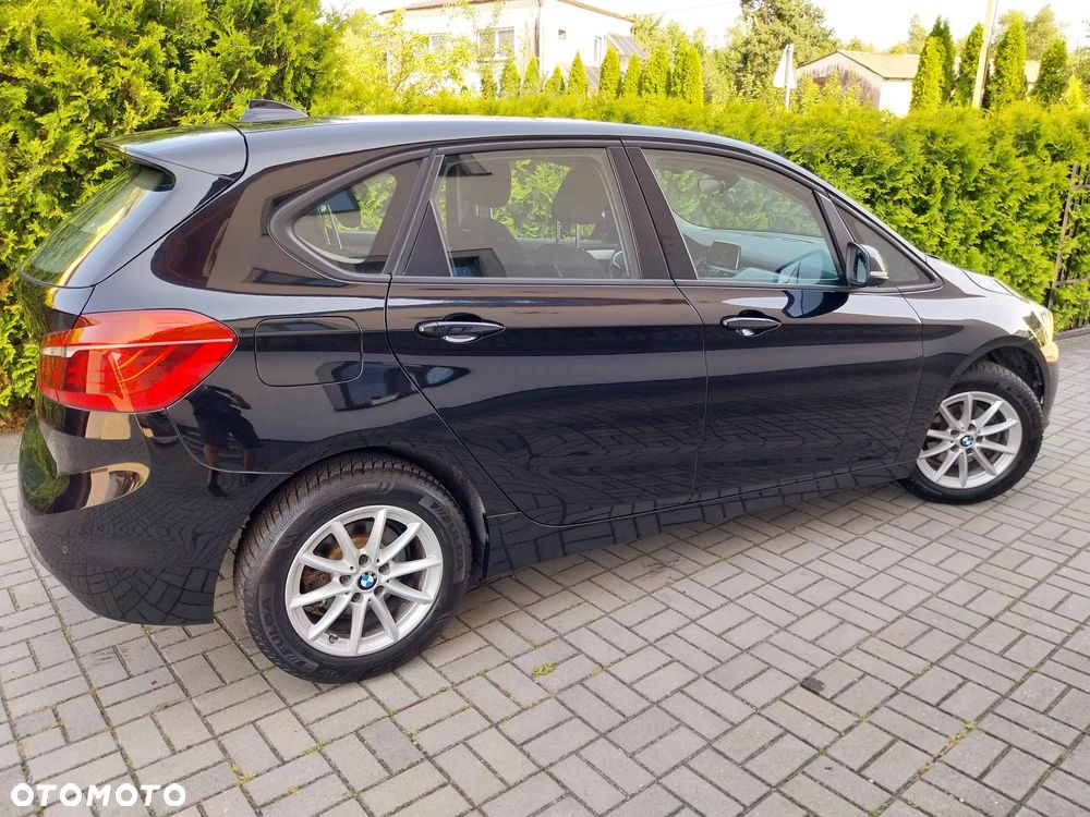 BMW Seria 2 216i - 4