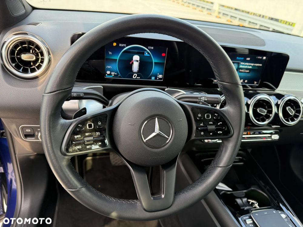 Mercedes-Benz GLB 200 7G-DCT - 16