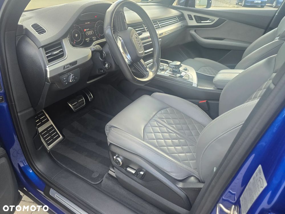 Audi SQ7 - 8