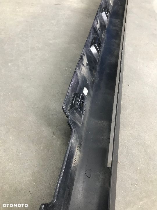Nakładka progu Vw Passat B8 14-24r. prawa listwa próg zewnętrzny 3G0853858F - 10
