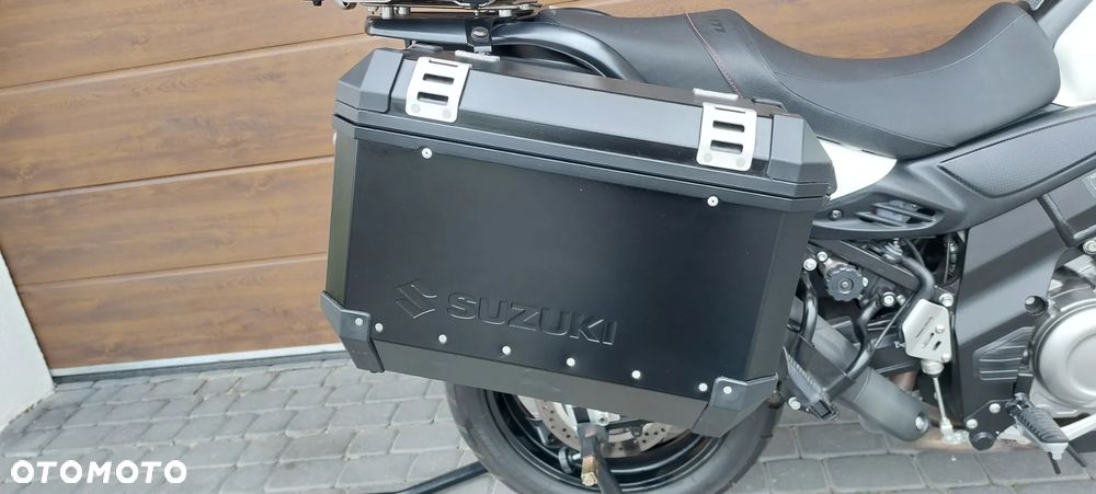 Suzuki V-STROM - 28