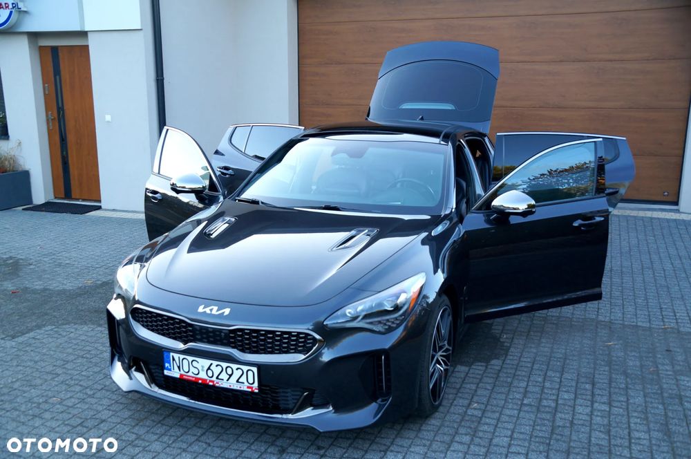 Kia Stinger - 34